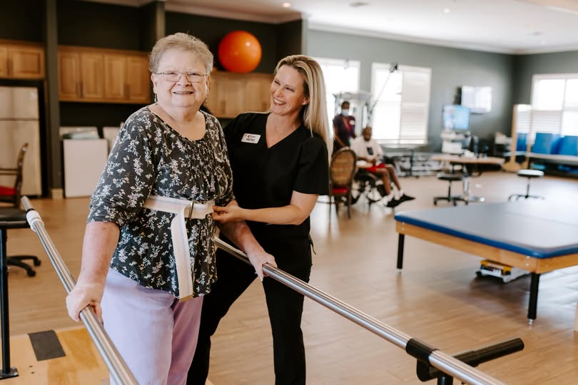 senior-rehabilitation-therapy-independence-ash-flat